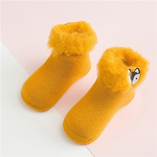 Detské chlpaté ponožky A1492 žltá 6-9 mesiacov