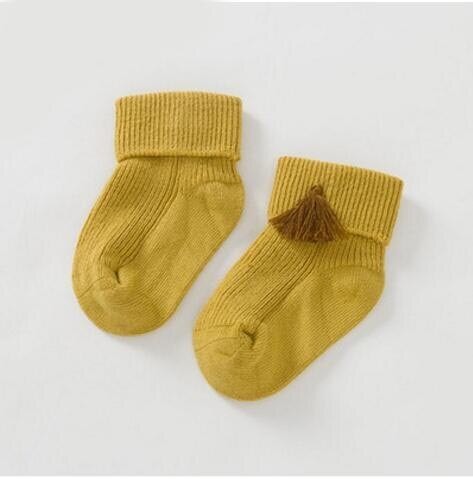Detské ponožky so strapcami žltá 9-12 mesiacov