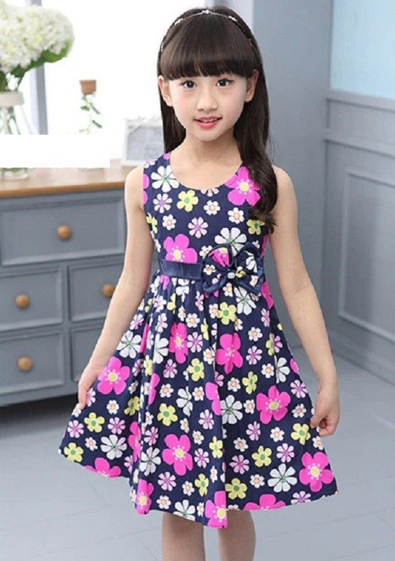 Dievčenské kvetované šaty N88 5 C
