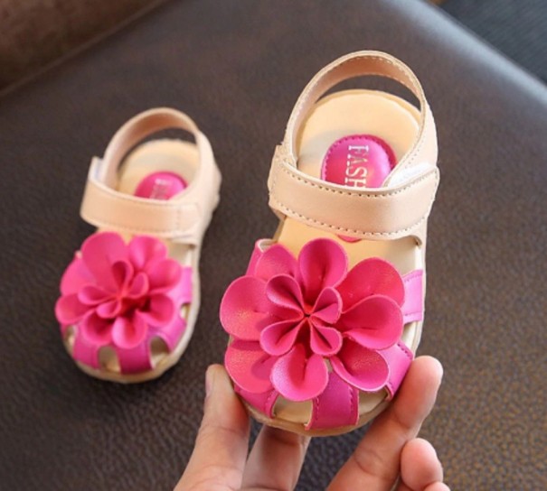 Dievčenské sandále s kvetom tmavo ružová 24