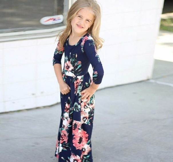 Dievčenské šaty N370 tmavo modrá 8 Dievčenské šaty N370 tmavo modrá 8