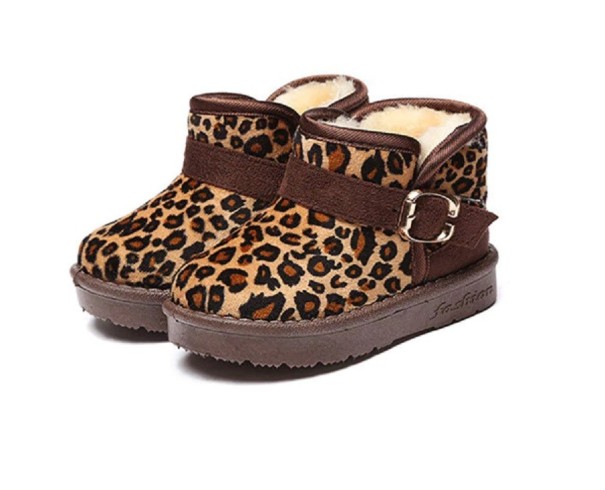 Dievčenské zimné topánky s leopardím vzorom tmavo hnedá 24,5