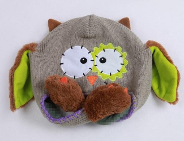 Divertido gorro infantil con cara 1