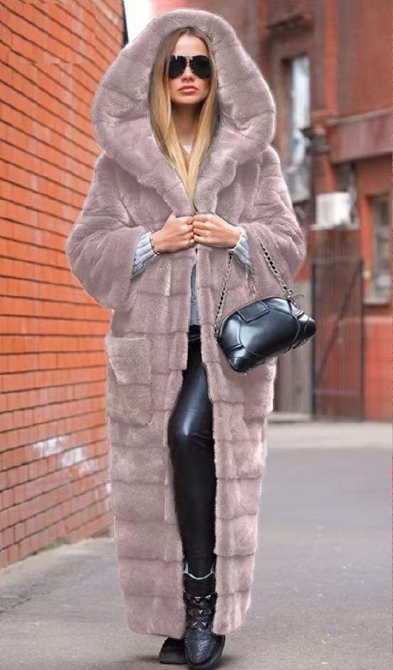 Długi płaszcz damski ze sztucznego futra P2179 różowy XL