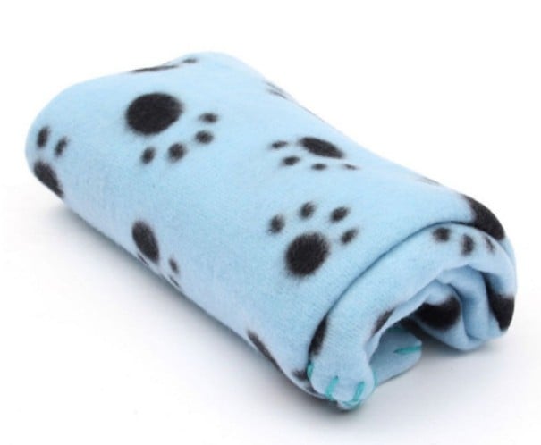 Dog Blanket with Paw Print light blue