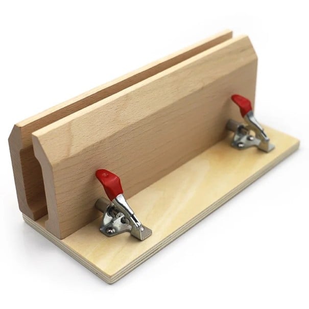 Dřevěná svorka na kůži pracovní 250 x 108 x 90 mm dřevo přírodní pro opravu kůže ruční šití a sedlářské práce 1