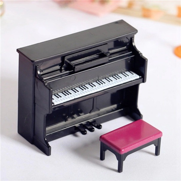 Drevené piano pre bábiku čierna