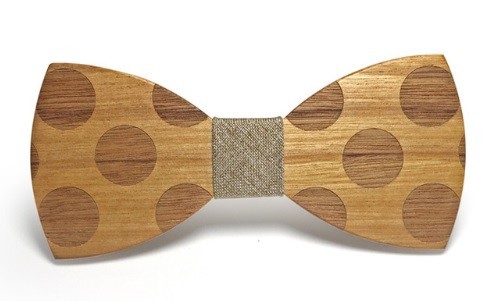 Drewniana muszka w kropki J646 3