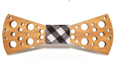 Drewniana rzeźbiona muszka J651 3