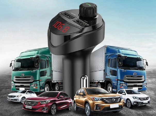 Dubbel USB-billaddare med Bluetooth