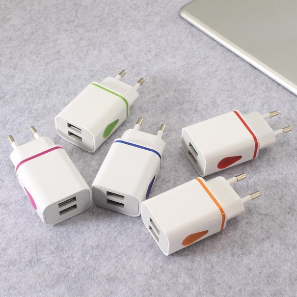 Dubbel USB-strömadapter K703