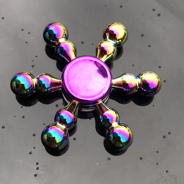 Duhový fidget spinner E64 22