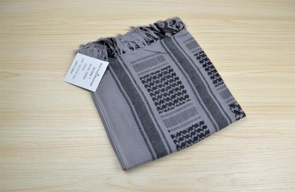 Écharpe Palestine - 100% coton gris