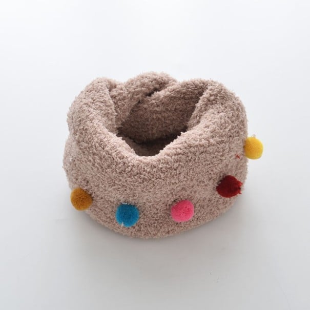 Écharpe pour enfants avec pompons kaki