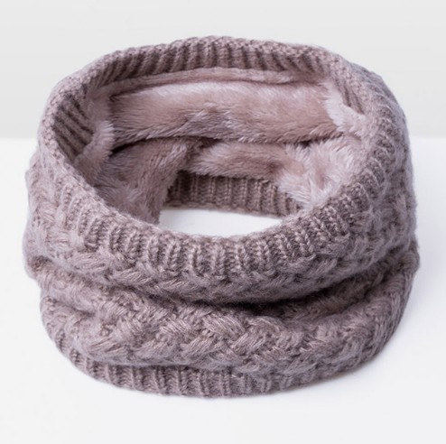 Écharpe tubulaire d'hiver avec fourrure marron clair