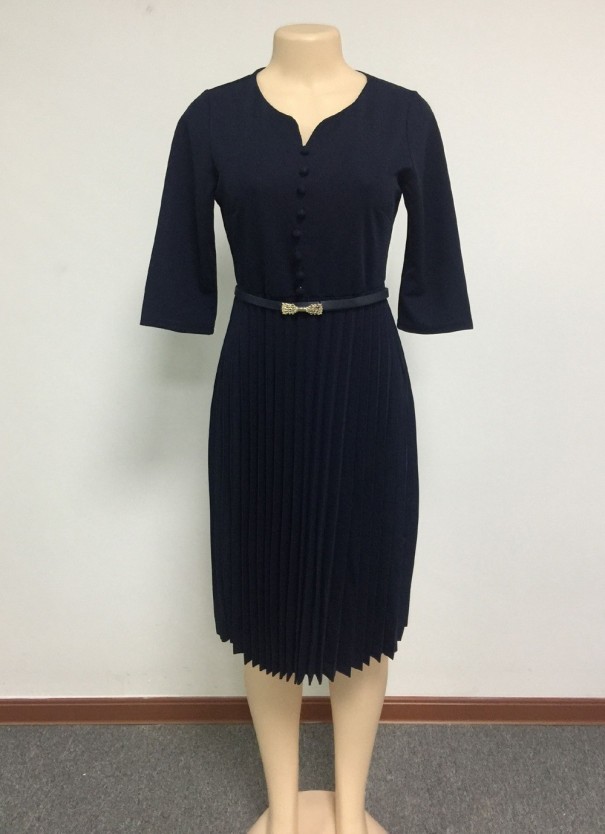 Einfarbiges Kleid mit Faltenrock dunkelblau M