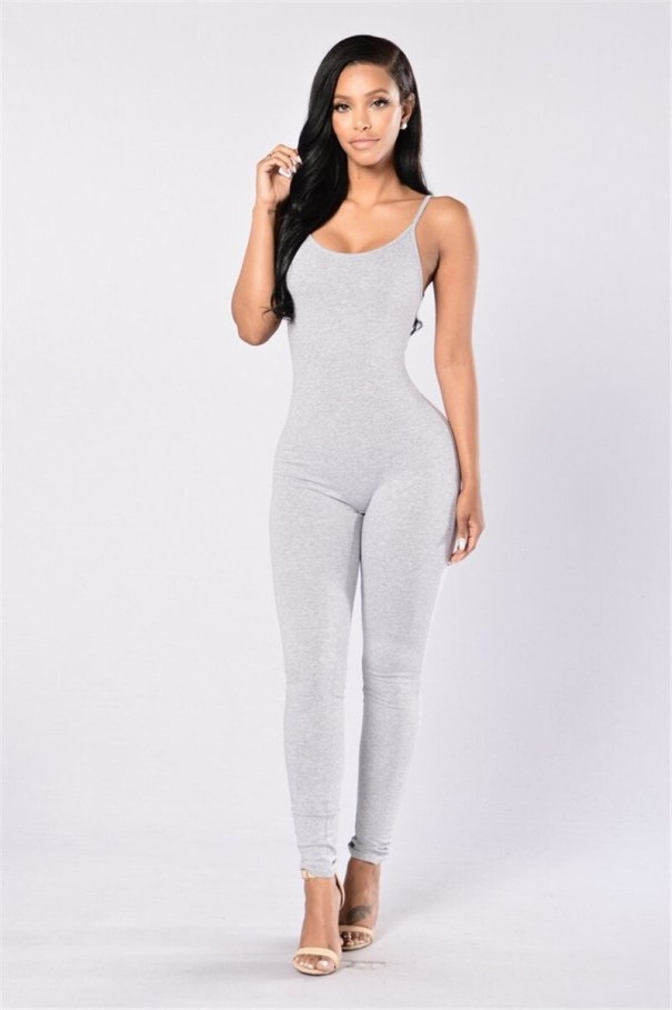 Elastisk jumpsuit för kvinnor med tunna remmar A2050 ljusgrå M