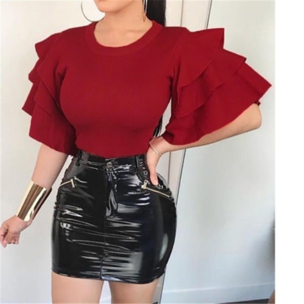 Elegant blus med volanger röd XS