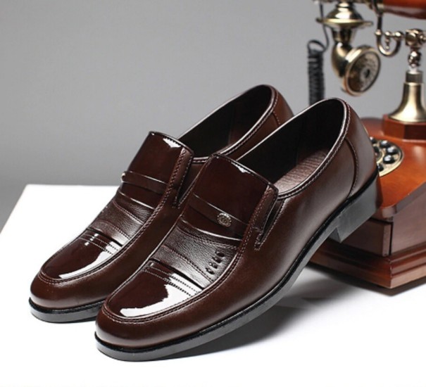 Eleganta loafers för män J1299