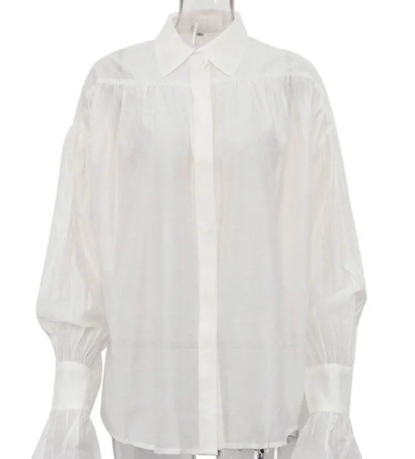 Elegante dames doorzichtige blouse met lange mouwen Effen polyester blouse met uitlopende mouwen en kraag Stijlvolle blouse met knopen wit S