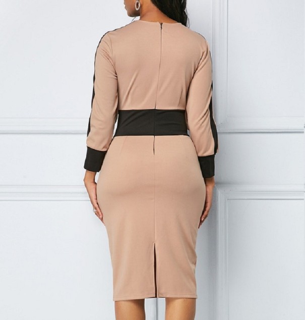 Elegante jurk met lange mouwen