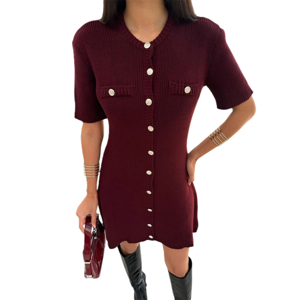 Elegante minivestido de punto con mangas cortas y botones Largo completo Dobladillos festoneados Escote elegante Material suave y cómodo burdeos M