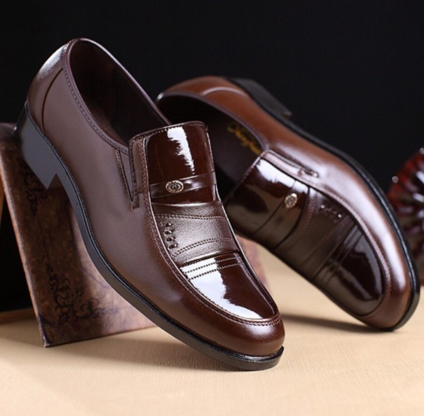 Elegantní pánské mokasíny J1299 hnědá 41