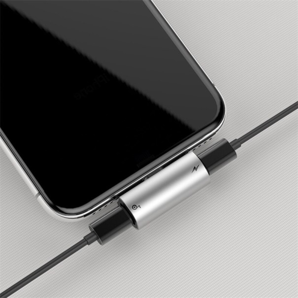 Elosztó Apple iPhone lightning K122 ezüst
