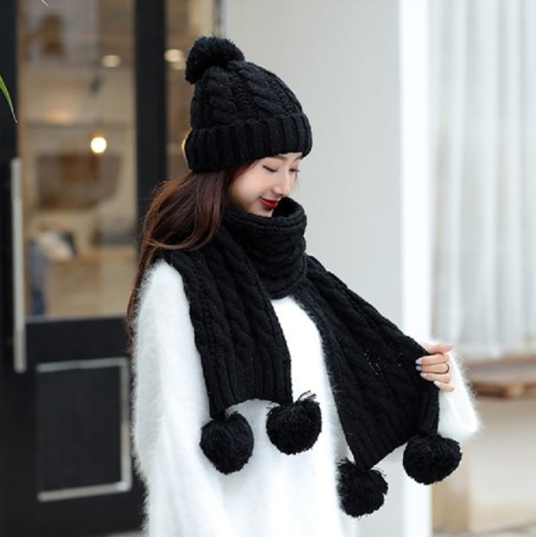 Ensemble d'hiver pour femmes avec bonnet et écharpe noir