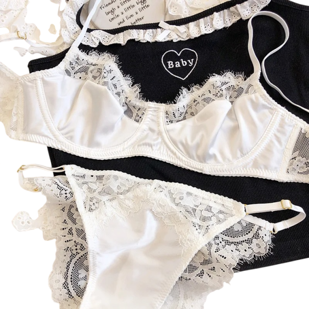 Ensemble de lingerie en dentelle pour femmes avec soutien-gorge et culottes en surface lisse en élasthanne polyester pour un usage quotidien blanc XL