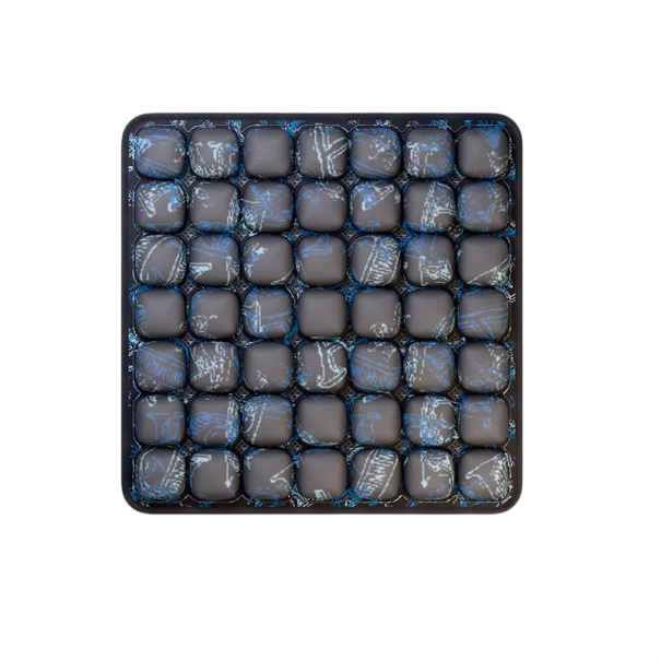 Ergonomický nafukovací sedací polštář 40 × 40 × 3 cm 3D vzduchový podsedák TPU Lycra pro dlouhé sezení tmavě modrá