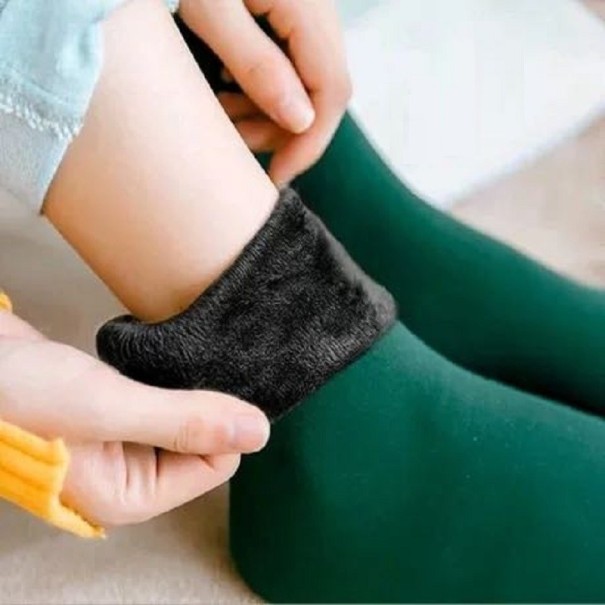 Eristetyt korkeat sukat tummanvihreä