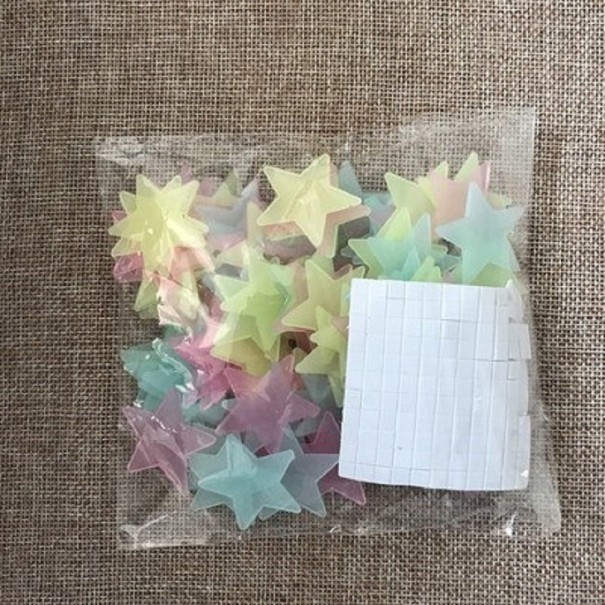 Estrelas autocolantes luminosas para a parede 100 unid 1