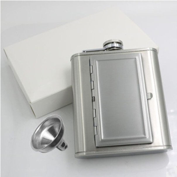 Estuche para cigarrillos con solapa plateado S Estuche para cigarrillos con solapa plateado S