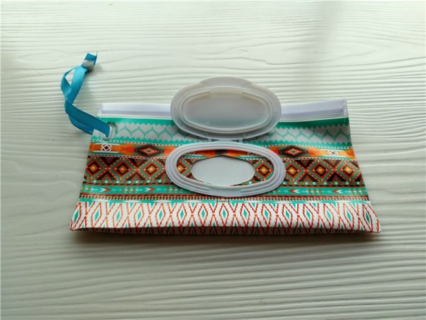 Estuche para toallitas húmedas J3397 10