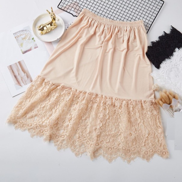 Falda de mujer con encaje beige