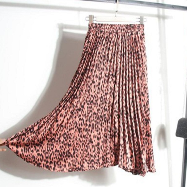 Falda plisada de mujer con estampado de leopardo 3