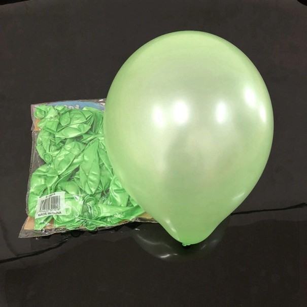 Farebné balóniky 50 ks svetlo zelená