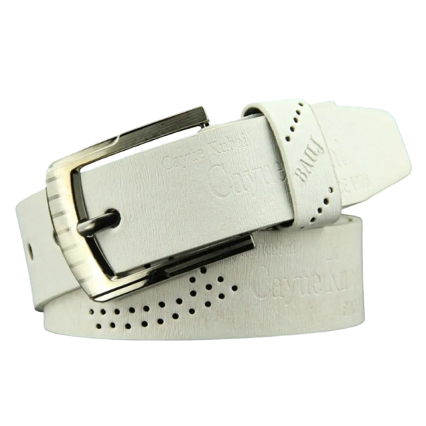 Férfi bőröv 110 x 3,7 cm Elegáns fekete öv betűmintával Stílusos kiegészítő farmerhez és öltönyhöz Kiváló minőségű bőr anyag fehér