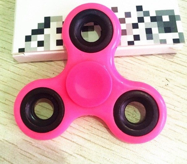 Fidget spinner A2225 roze