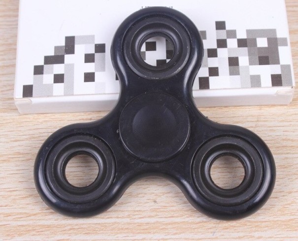 Fidget spinner A2225 zwart