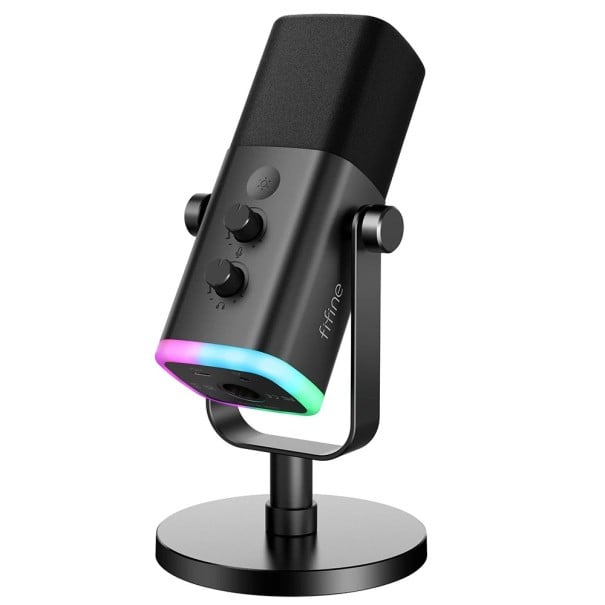 FIFINE AM8 dynaaminen mikrofoni USB- ja XLR-ulostulo monitorointi 3,5 mm:n RGB-taustavalo 10 tilaa äänenvoimakkuuden säätö musta