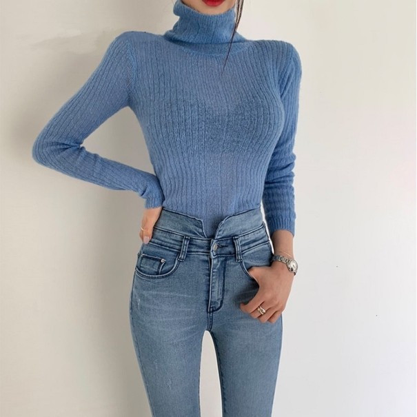Finstickad turtleneck för kvinnor