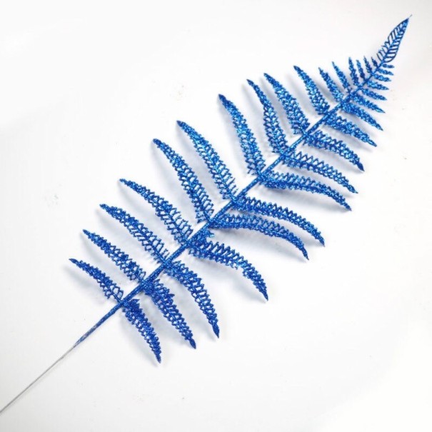 Folha decorativa de samambaia azul