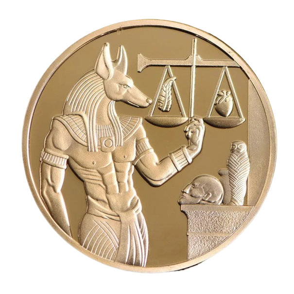 Forgyldt samlermønt med den egyptiske gud Anubis 4 cm egyptisk dobbeltsidet erindringsmønt Replika af en gammel mønt med den egyptiske gud Mønt med pyramide og Anubis 1
