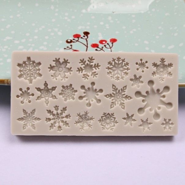 Forma de silicone 3D para confeitar com flocos de neve de várias formas e tamanhos Motivação de inverno e natalícia Dimensões da forma 11,6 x 5,8 cm 1