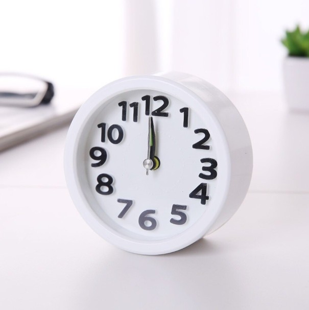 G1602 Table Clock 2
