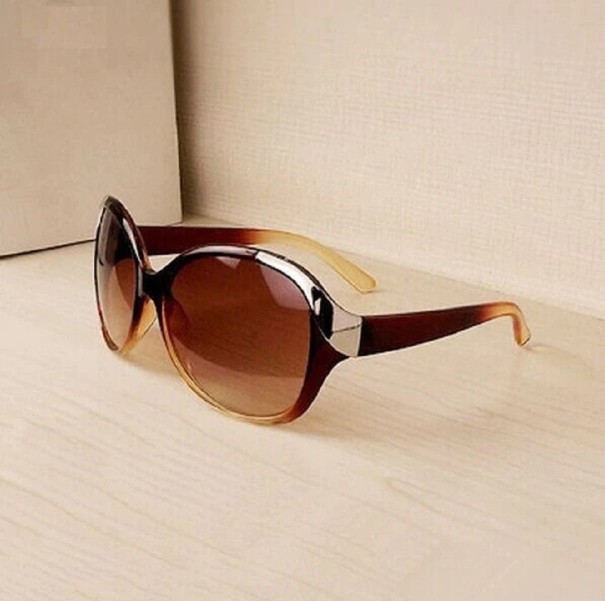Gafas de sol de mujer E1443 marrón