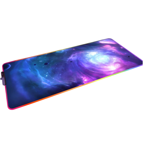 Gaming-Maus- und Tastaturunterlage mit LED-Beleuchtung 350x250x3 mm mit Motiv einer spiralförmigen Galaxie in lila-blauer Farbe für Computer