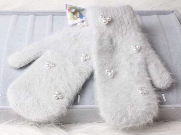 Gants à doigts en fourrure pour femmes avec perles J816 gris